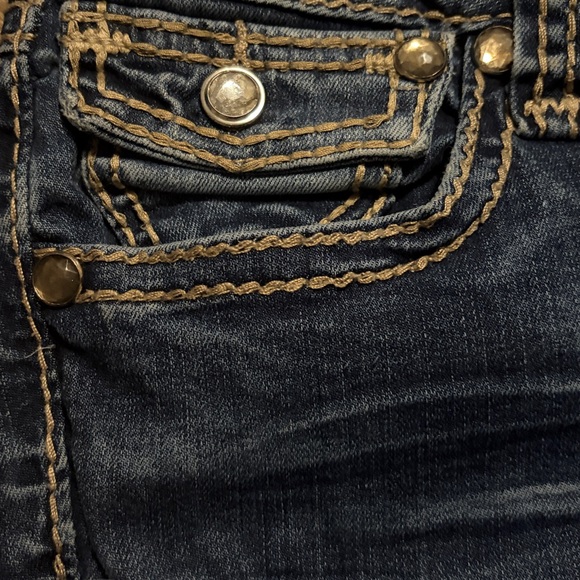 Zoo Premium - Rhinestone Buttons Front & Back - 9 - Picture 3 of 8